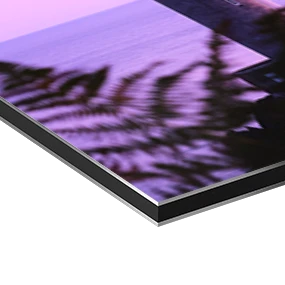 Papier d'art sur une plaque d'aluminium